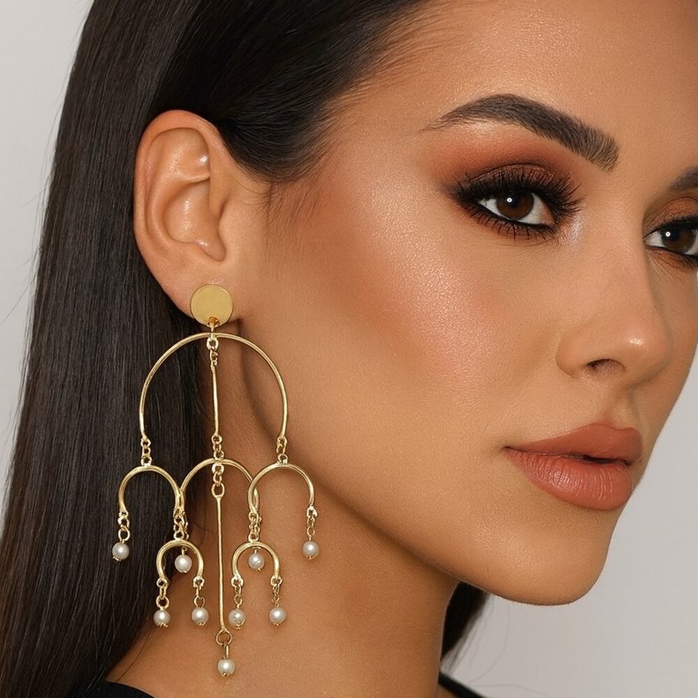 Urban Outfitters Gold‎ Tone Chandelier Earrings